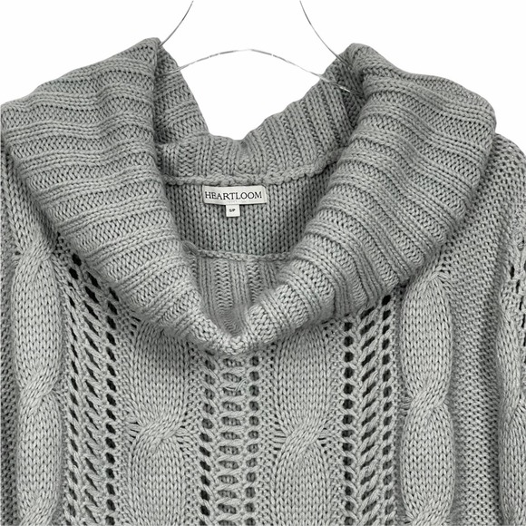 Heartloom Phoebe Grey Cowl Neck Sweater Size Small - Picture 3 of 9